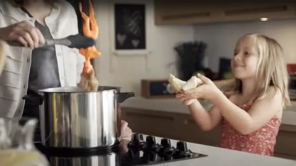 the doll ad - optifog